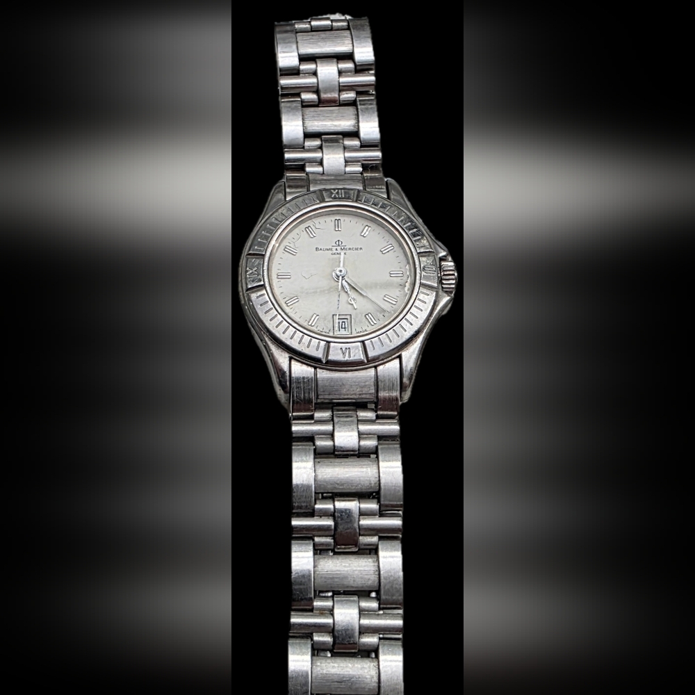 BAUME & MERCIER Women's Stainless Steel Silver Watch - Silver Dial